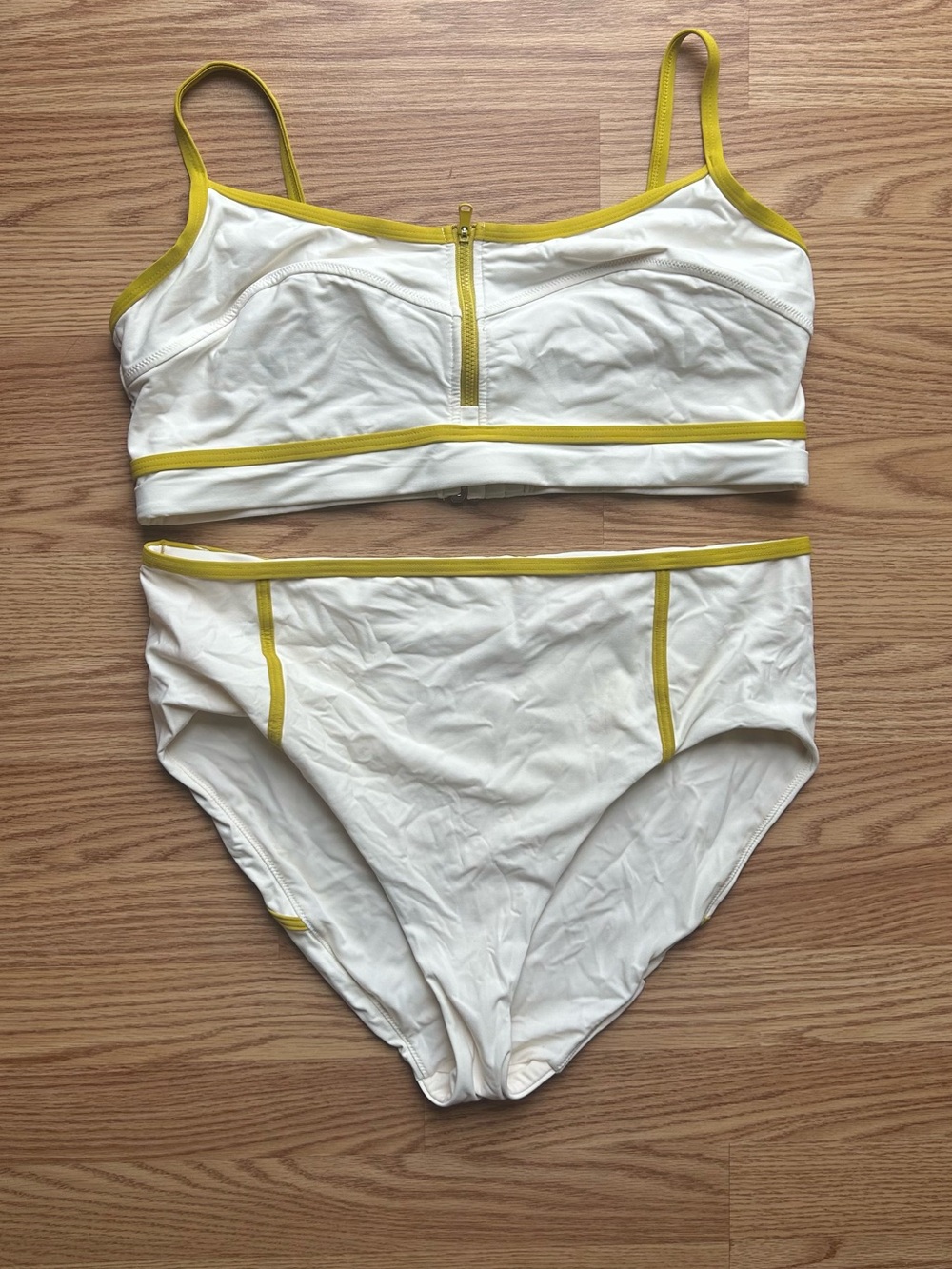 Calli Front Zip Bikini Top and High Rise Bottoms Size XL